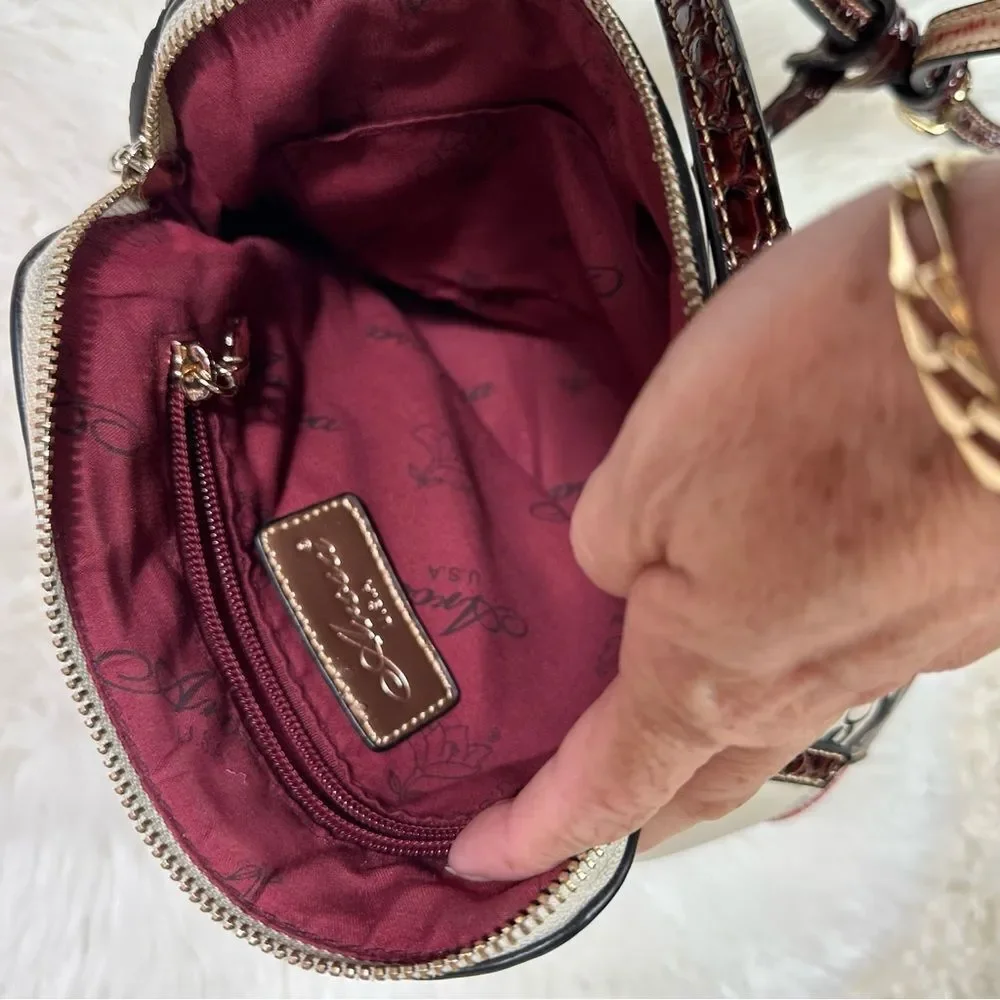Stylish Women's Bag with Parisian Print